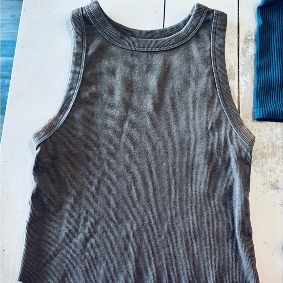 Bundle of women’s size XS/S tanks-7 total - Picture 2 of 16